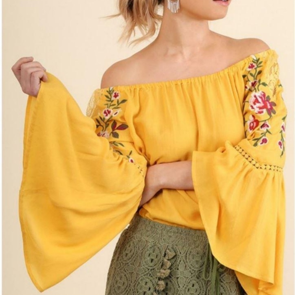 Umgee Off Shoulder Top